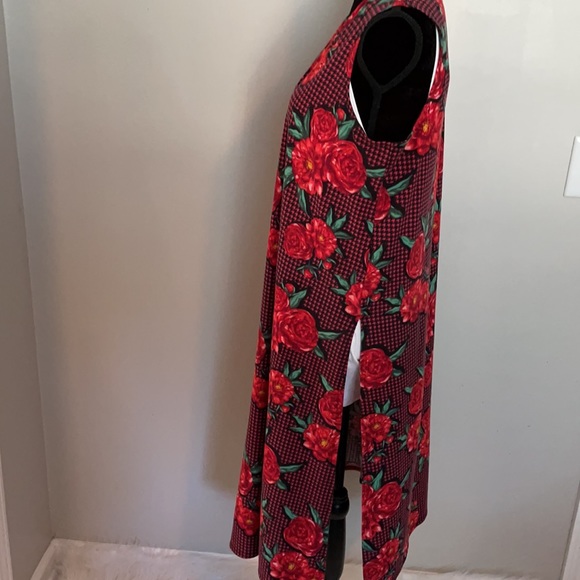 LulaRoe Joy Vest - Picture 3 of 6